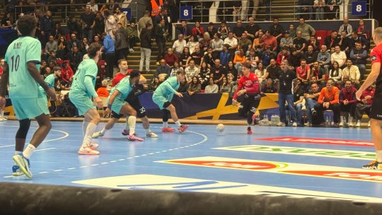 Dinamo București, învinsă de Barcelona cu 36-22 în Liga Campionilor la handbal masculin