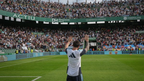 În timp ce o epocă de aur ca fotbalist se încheie, argentinianul Messi are planuri mari pentru viitor